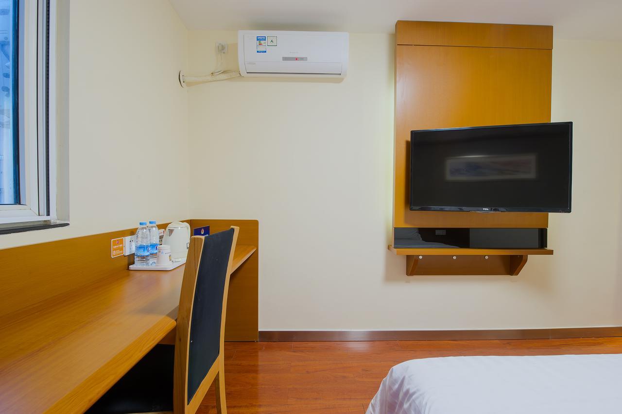 7Days Premium Chongqin Jiangbei International Airport Hub Station Hotel Chongqing Exterior photo