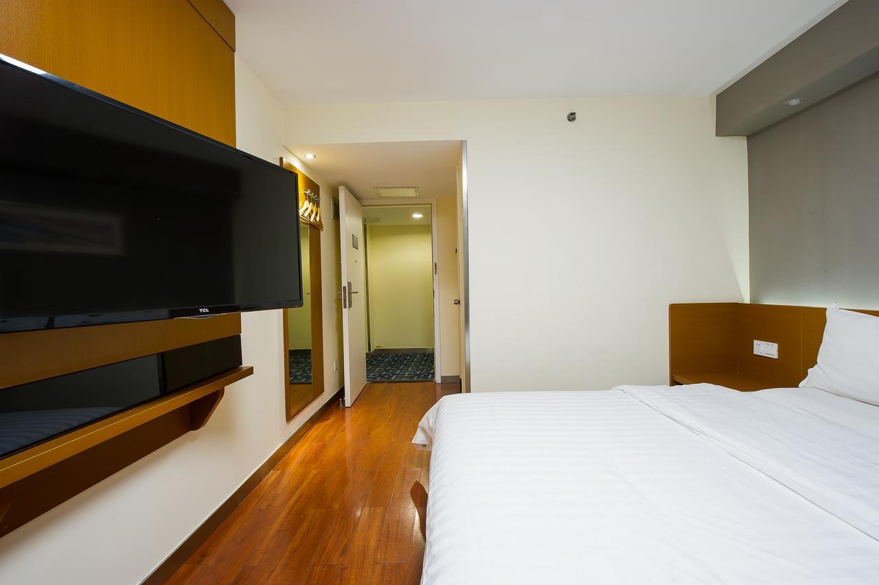 7Days Premium Chongqin Jiangbei International Airport Hub Station Hotel Chongqing Exterior photo
